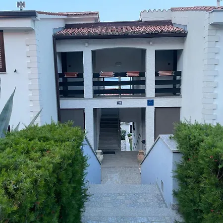 Apartment Residence4a-appartamento Ravni