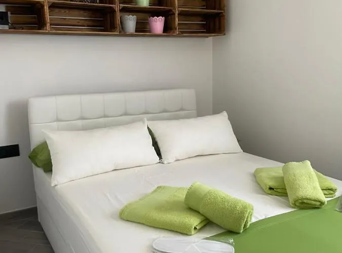 Sea View 400 M From - Free Parking Ravni